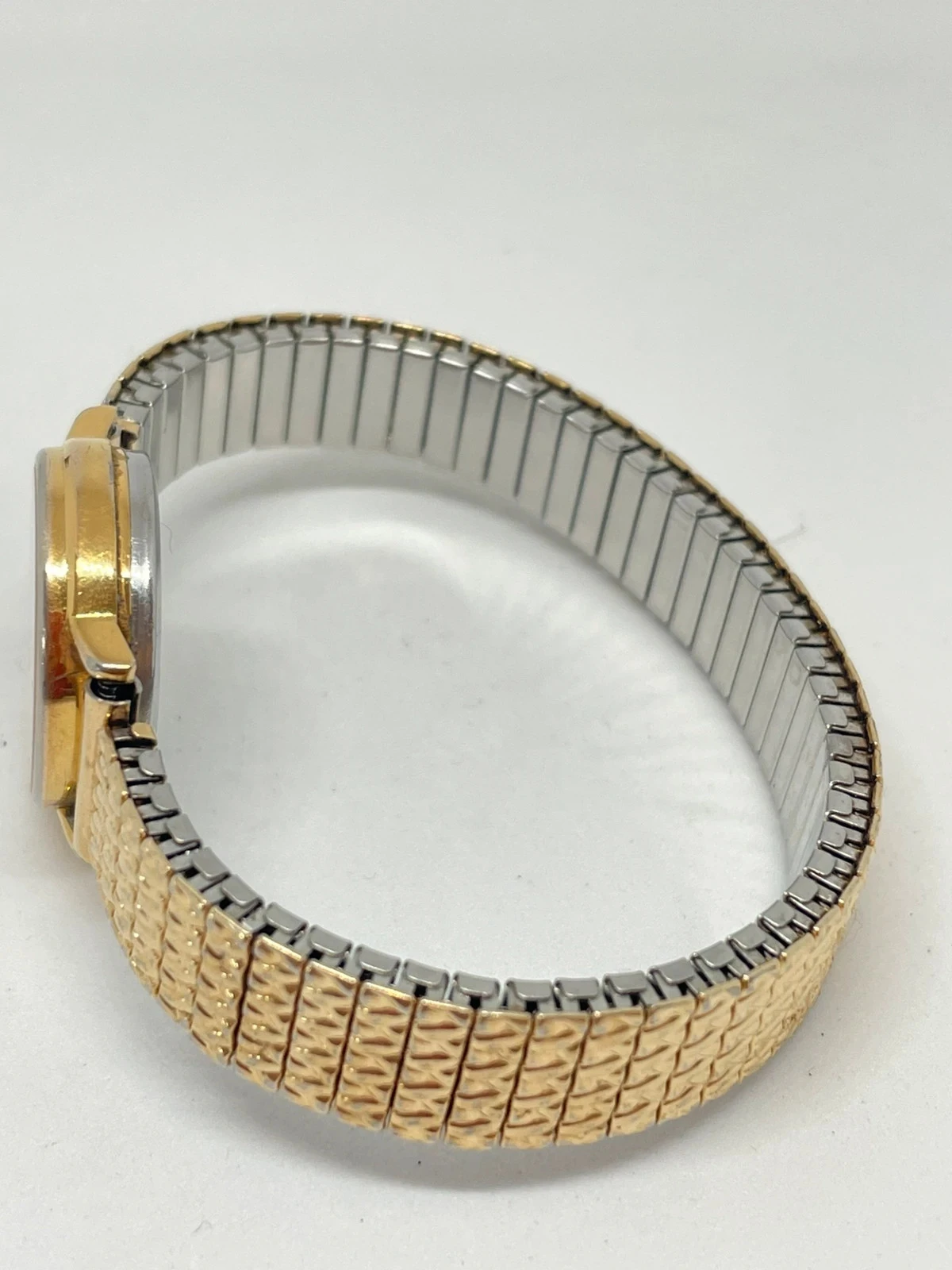 Reloj Vintage Marca Yema Mujer - Funcionando perfectamente - elegante y discreto - Y2K – photo 9